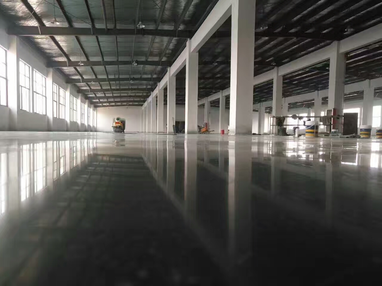 混凝土密封固化劑地坪光澤度