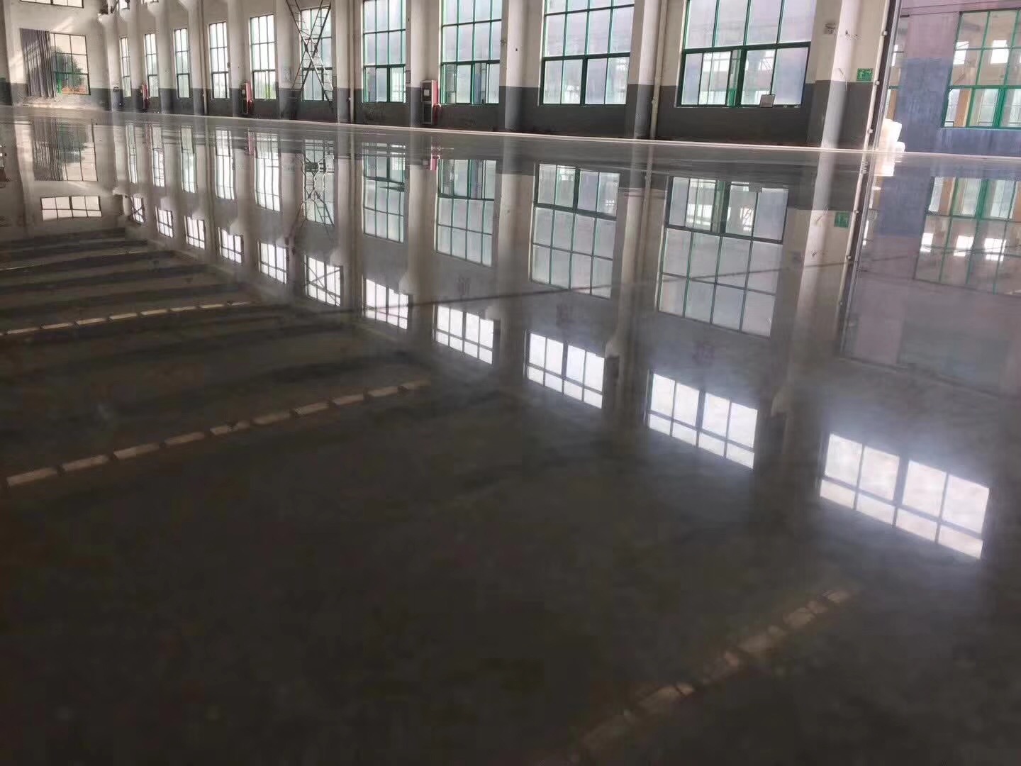 混凝土密封固化劑地坪
